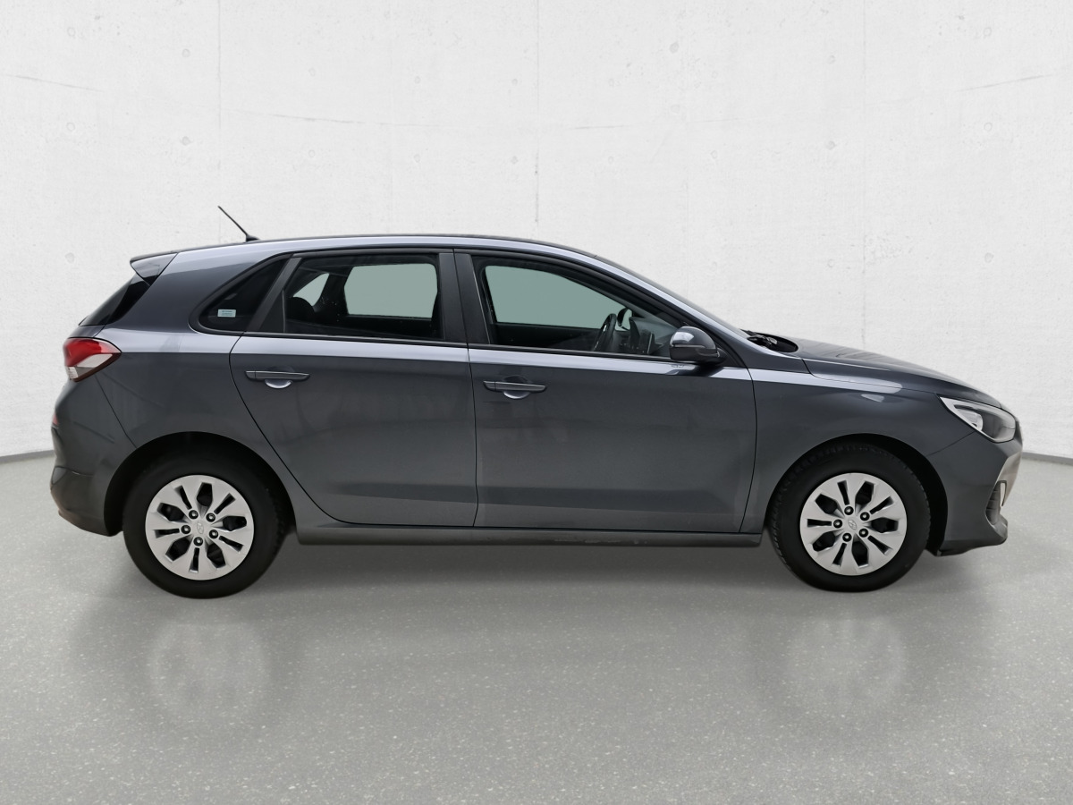 מכונית HYUNDAI I30 HATCHBACK: תמונה 9