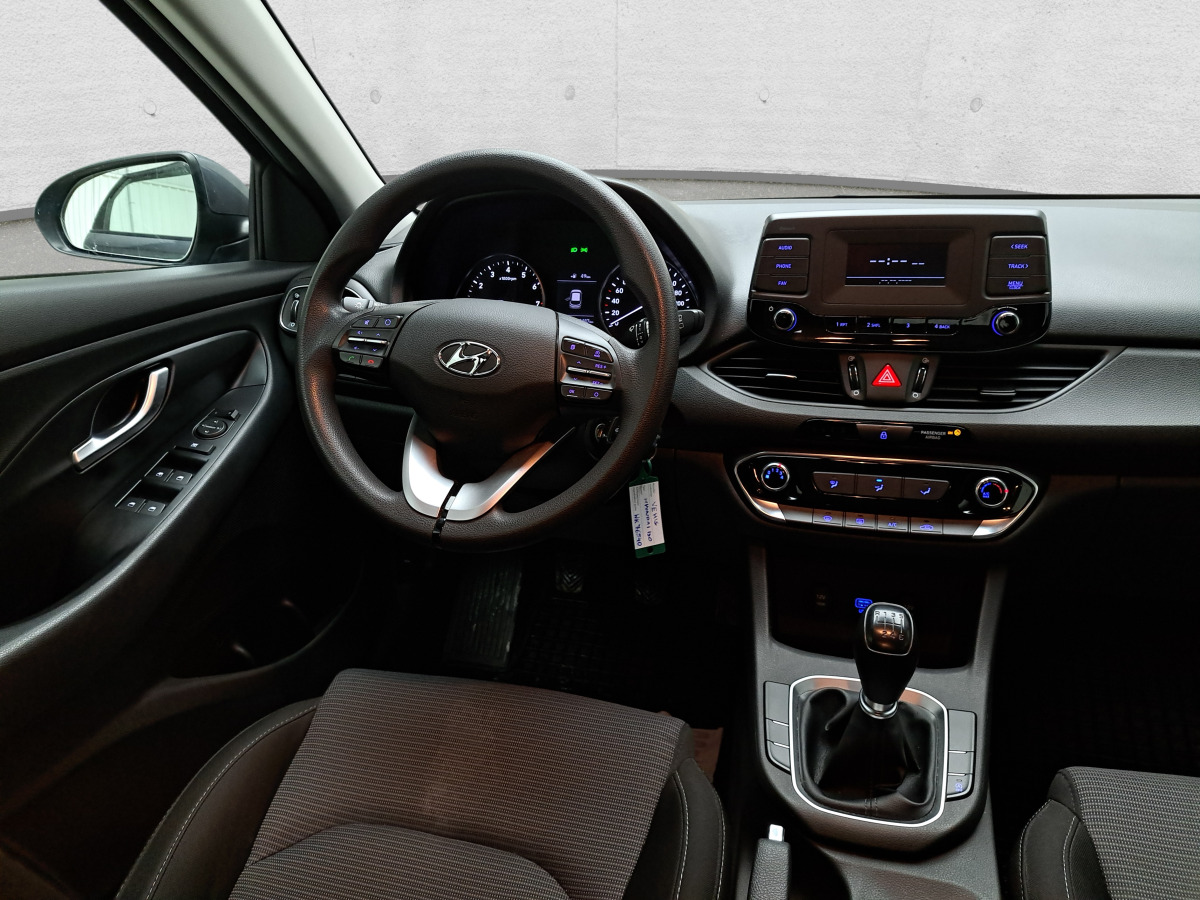 מכונית HYUNDAI I30 HATCHBACK: תמונה 11