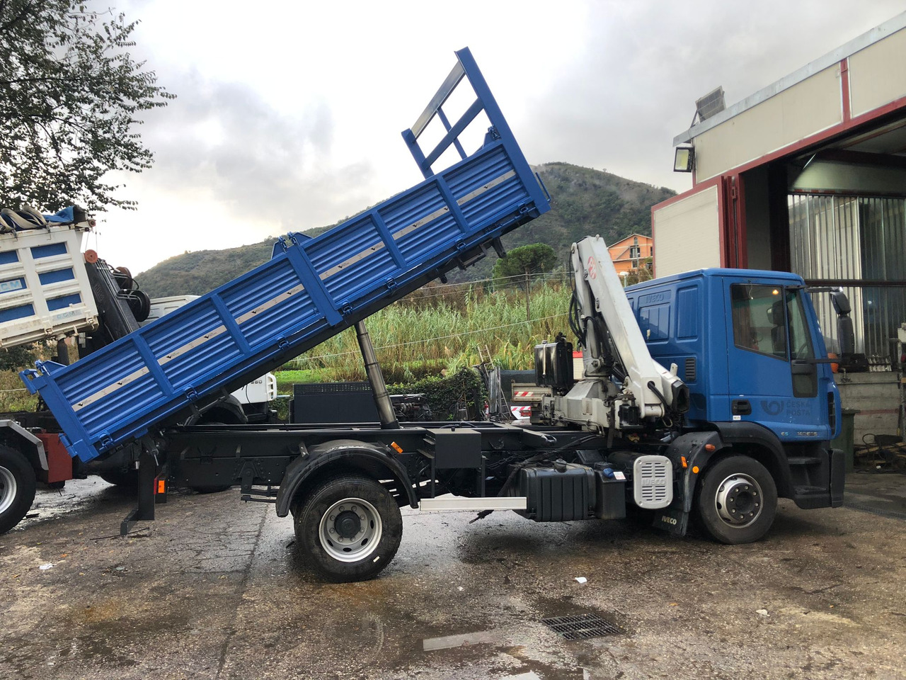 משאית מנוף IVECO EUROCARGO 140E25: תמונה 31