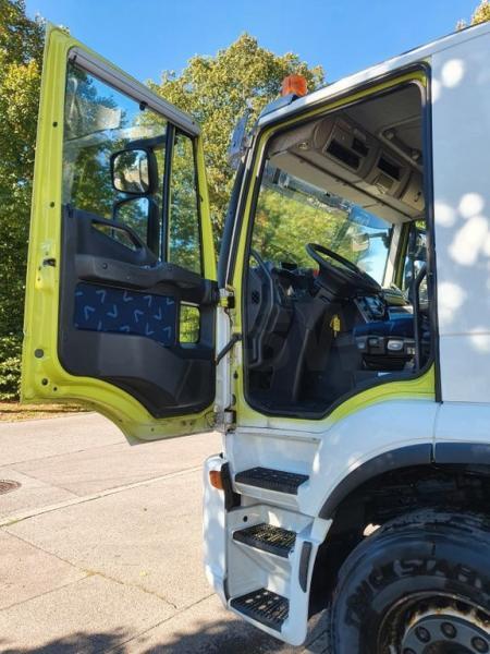 משאית אשפה Iveco 260S 42 WAAGE 5 m³ Zöller Medium XXL 24 Umleerer: תמונה 16