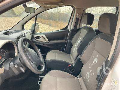 מכונית CITROEN BERLINGO 4X4: תמונה 9