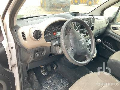 מכונית CITROEN BERLINGO 4X4: תמונה 8