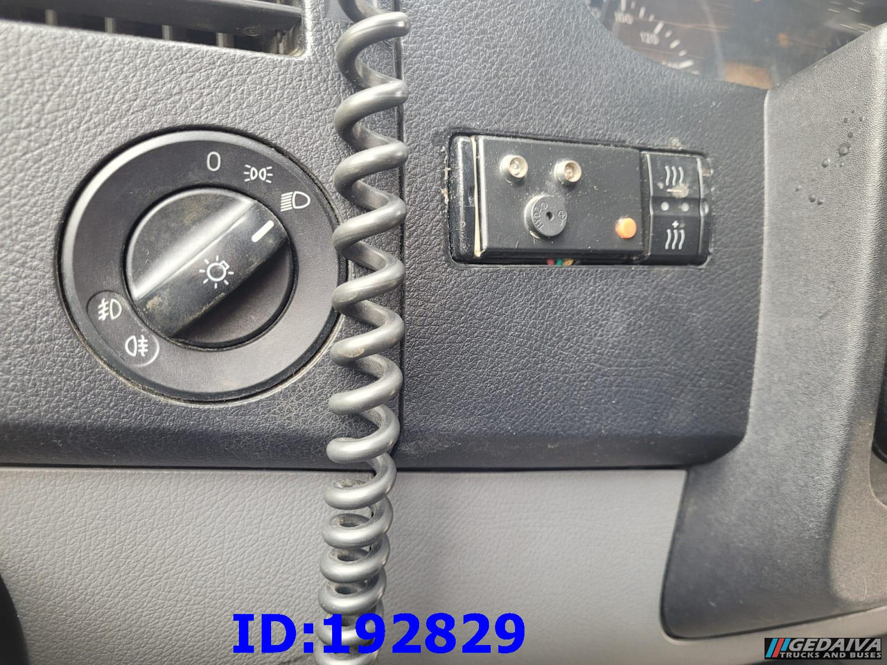 אוטובוס בין עירוני MERCEDES-BENZ Sprinter 515 VIP 17place: תמונה 9