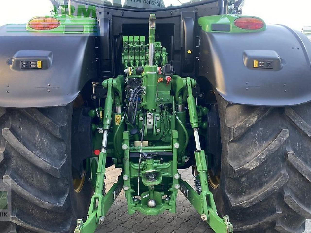 טרקטור חקלאי John Deere 6250r: תמונה 9