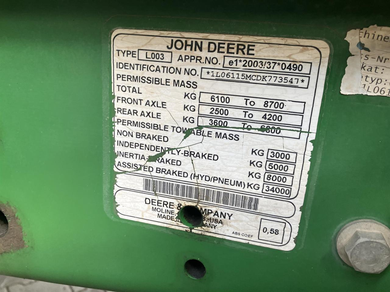 טרקטור חקלאי John Deere 6115M: תמונה 9