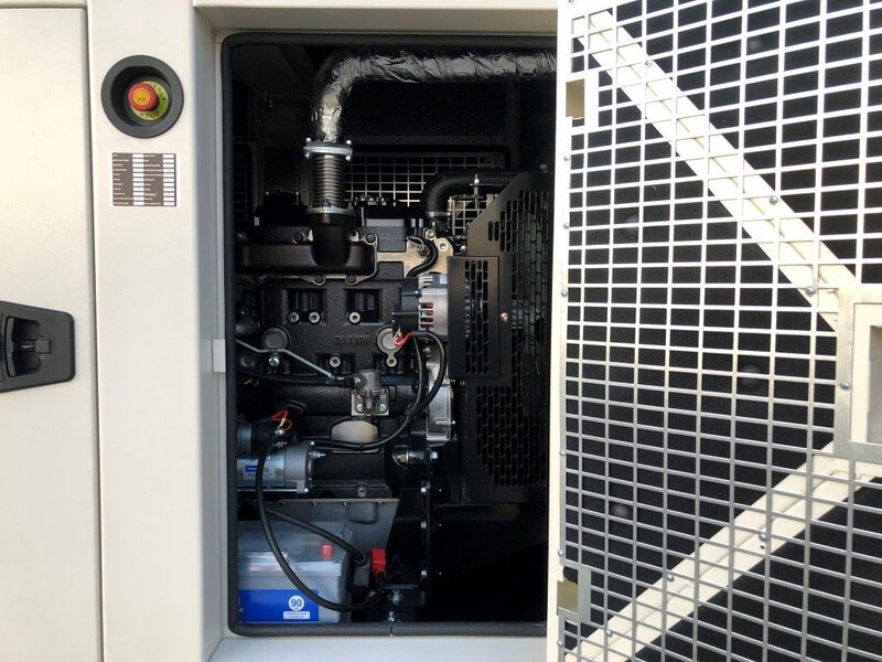 חָדָשׁ ערכת גנרטורים Perkins 33 kVA Supersilent generatorset: תמונה 14