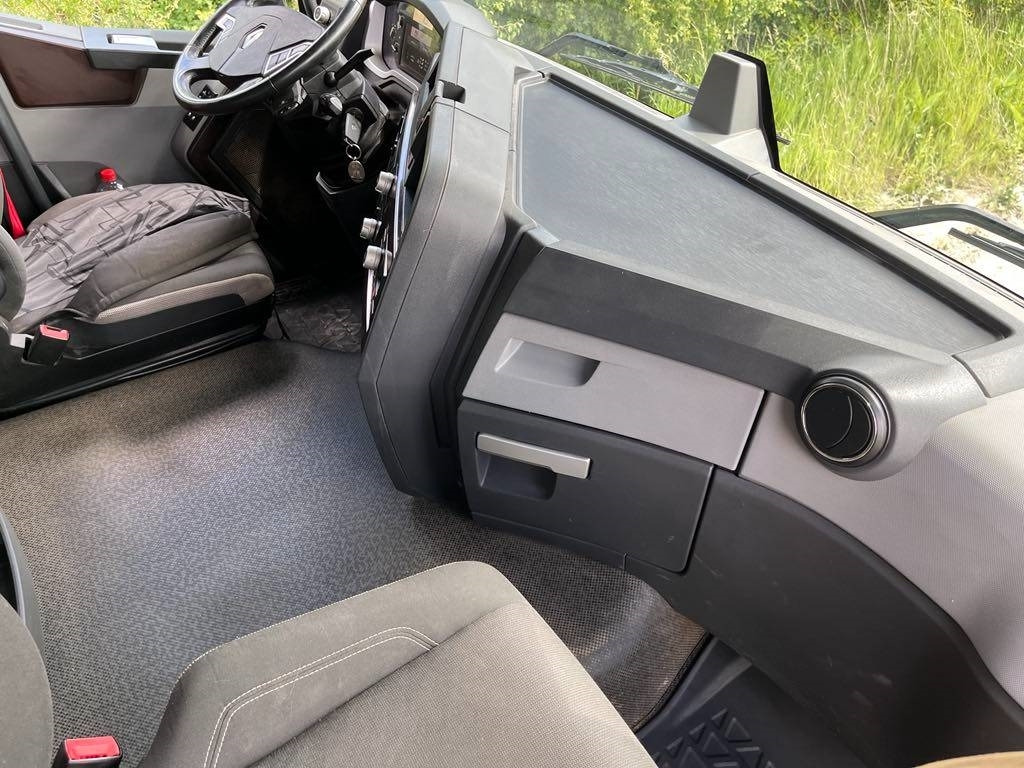 עגורן מעמיס עבור משאית Renault Kerax 6x4: תמונה 13 עגורן מעמיס עבור משאית Renault Kerax 6x4: תמונה 13