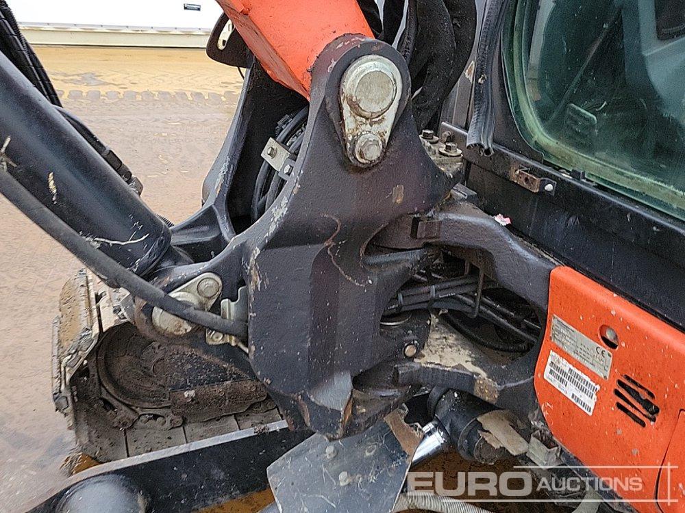 מיני מחפר 2016 Kubota U55-4: תמונה 17