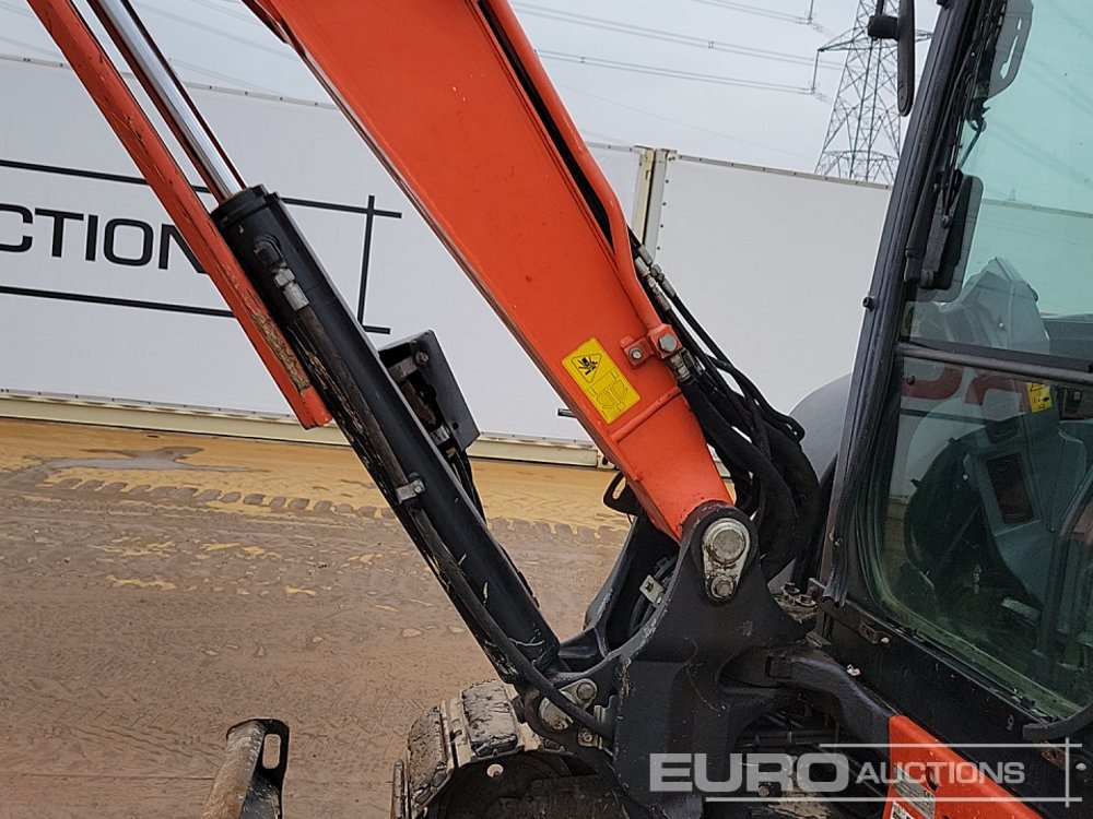 מיני מחפר 2016 Kubota U55-4: תמונה 18