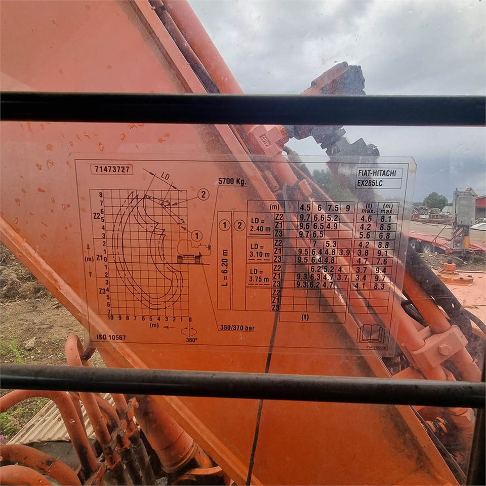 מחפר סורק Fiat-Hitachi EX285 LC: תמונה 26