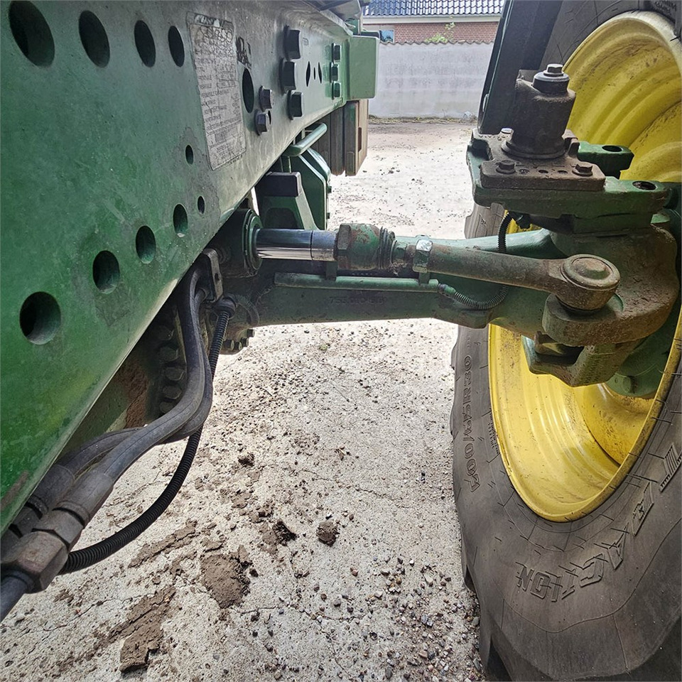 טרקטור חקלאי John Deere 6210 R: תמונה 29