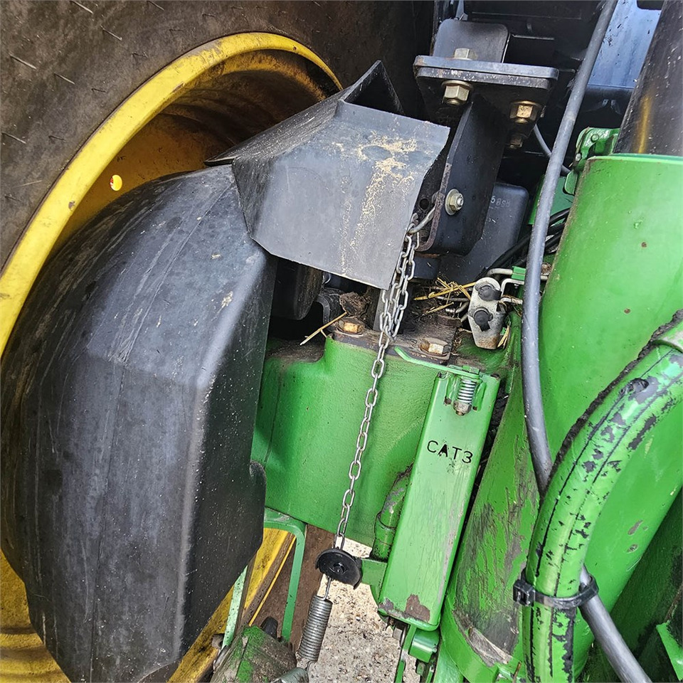 טרקטור חקלאי John Deere 6210 R: תמונה 31