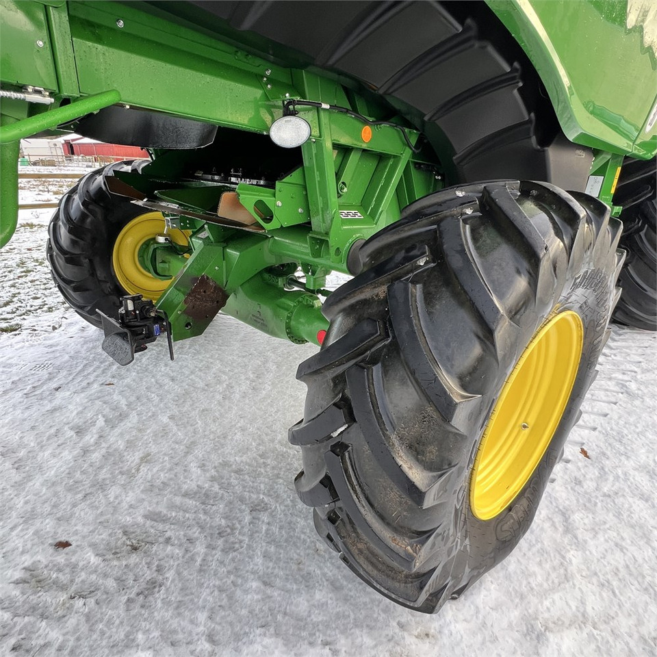 מקצרה John Deere W540i: תמונה 32