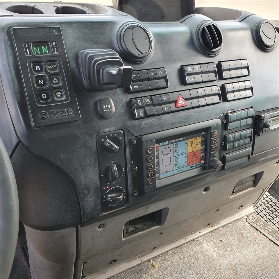 משאית אשפה Mercedes Econic 2630 (l 6x2/4): תמונה 30